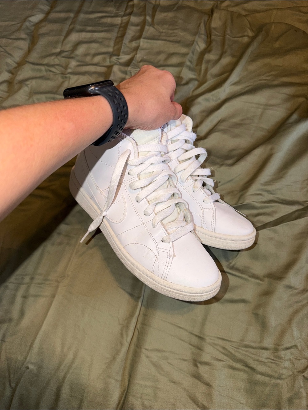 Women's White Nike Blazer Sneakers - Classic Casual Style